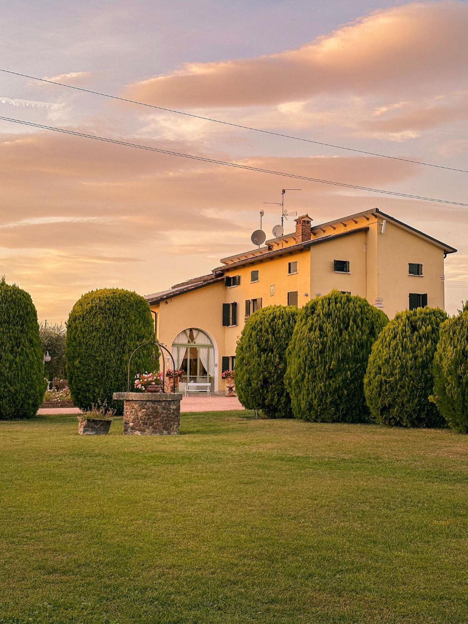 Вилла Agriturismo Ca' Del Sol Лацизе Экстерьер фото